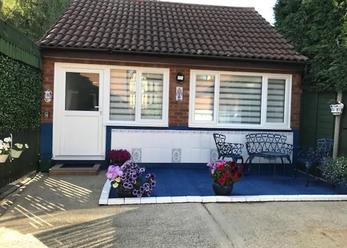 Dolly Cottage Colchester