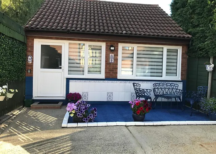 Dolly Cottage Colchester